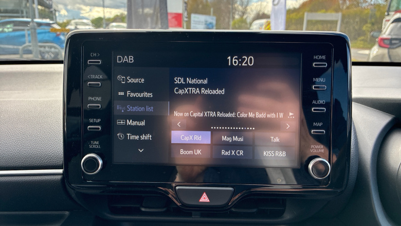 Toyota Yaris 1.5 Hybrid Design 5dr CVT Hybrid Hatchback